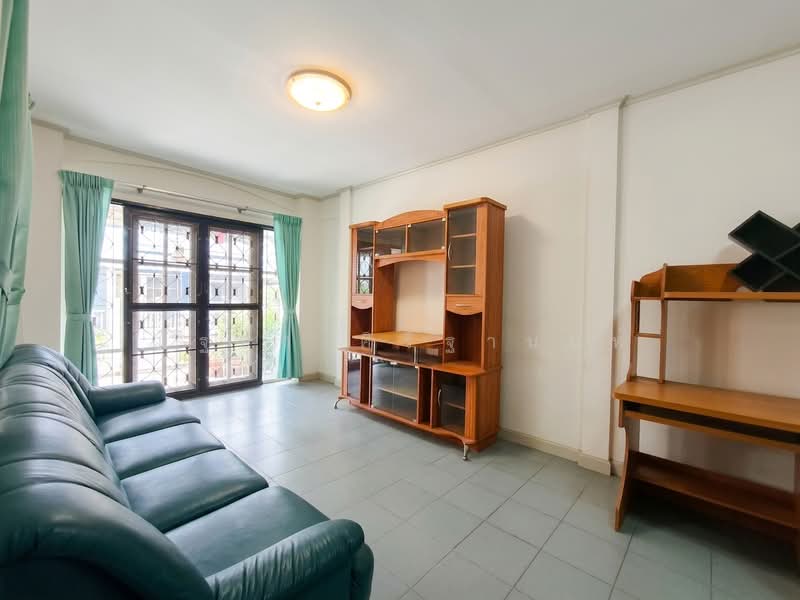 Budsarin Thonburirom, Samut Prakan, Soi Pracha Uthit 129, Bang Kru, Phra Pra Daeng, Samut Prakan, 3 Bedrooms, 100 sqm, Townhouse For Sale, by ณัฐยา ศิริฐานนท์, 500326252 - DDproperty.com