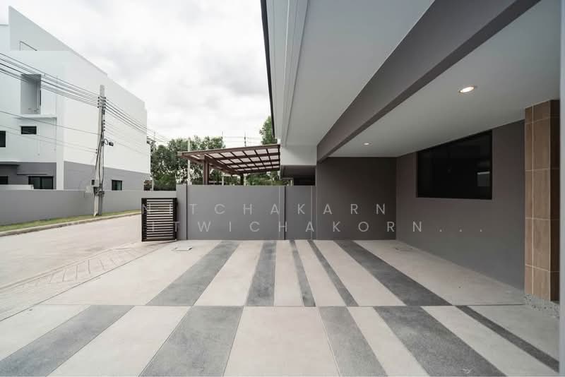 Nirvana DEFINE Krungthep Kreetha, Bangkok, Srinakarin-Romklao Road, Hua Mak, Bang Kapi, Bangkok, 3 Bedrooms, 203 sqm, Townhouse For Sale, by Nitchakarn  Wanitwichakornkit , 500326253 - DDproperty.com