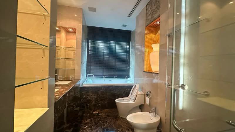 Le Raffine Sukhumvit 39, Bangkok, Soi Sukhumvit 39, Khlong Tan Nua, Watthana, Bangkok, 2 Bedrooms, 238 sqm, Condo For Rent, by Boonraksa Sopak, 500326255 - DDproperty.com