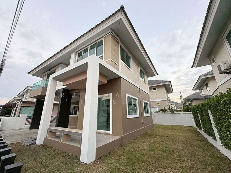บ้านให้เช่า – ใกล้โรงเรียนนานาชาติยูนิตี้คอนคอร์ด เพียง 5 นาที ค่าเช่า 23,000 บาท / เดือน No.15H850, Chiang Mai, Chai Sa Than, Saraphi, Chiang Mai, 3 Bedrooms, 170 sqm, Single Detached House For Rent, by Rutchaporn Tunsiri, 500326271 - DDproperty.com