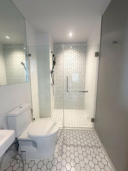 Altitude Unicorn Sathorn-Tha Phra, Bangkok, Ratchaphruek Road, Talat Plu, Thon Buri, Bangkok, 1 Bedroom, 30 sqm, Condo For Rent, by Correct Property, 500326285 - DDproperty.com