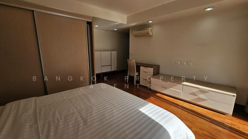 Baan Sukhumvit 14, Bangkok, 1/1 Soi Sukhumvit 14, Khlong Toei, Bangkok, 3 Bedrooms, 200 sqm, Condo For Rent, by BANGKOK PROPERTY AGENTS, 500326305 - DDproperty.com