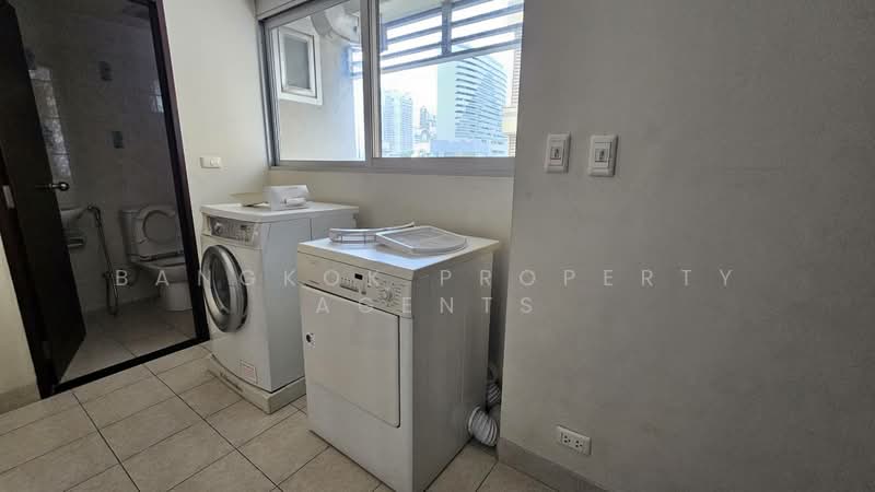 Baan Sukhumvit 14, Bangkok, 1/1 Soi Sukhumvit 14, Khlong Toei, Bangkok, 3 Bedrooms, 200 sqm, Condo For Rent, by BANGKOK PROPERTY AGENTS, 500326305 - DDproperty.com