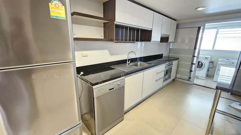 Baan Sukhumvit 14, Bangkok, 1/1 Soi Sukhumvit 14, Khlong Toei, Bangkok, 3 Bedrooms, 200 sqm, Condo For Rent, by BANGKOK PROPERTY AGENTS, 500326305 - DDproperty.com