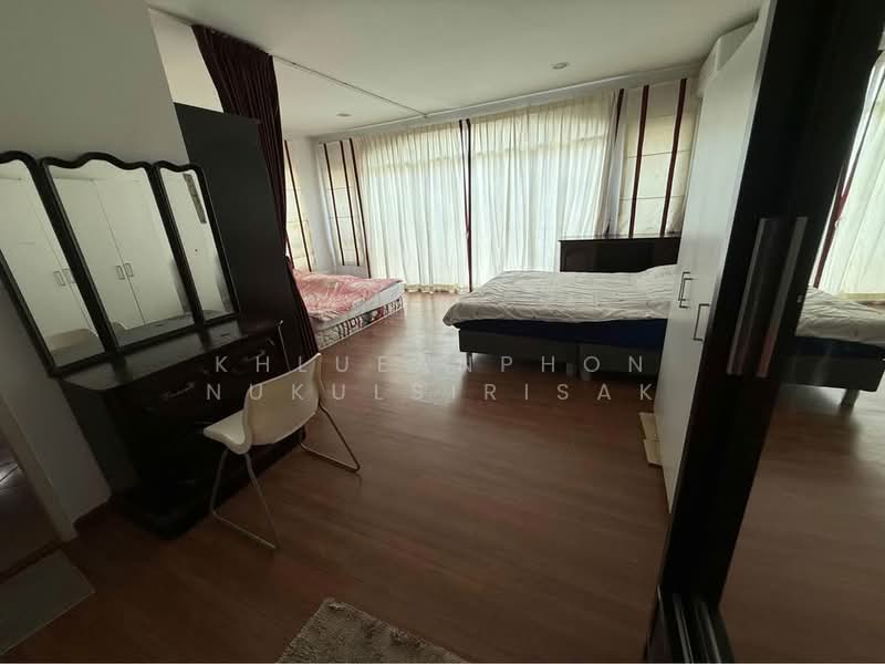 3-BR Townhouse, Bangkok, Hua Mak, Bang Kapi, Bangkok, 3 Bedrooms, 204 sqm, Townhouse For Rent, by Khlueanphon Nukulsirisak, 500326327 - DDproperty.com