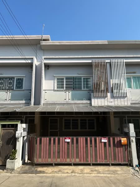 The Exclusive Pattanakarn 44, Bangkok, Soi Phatthanakan 44, Phatthanakan Road, Suan Luang, Bangkok, 2 Bedrooms, 160 sqm, Townhouse For Rent, by Khlueanphon Nukulsirisak, 500326343 - DDproperty.com