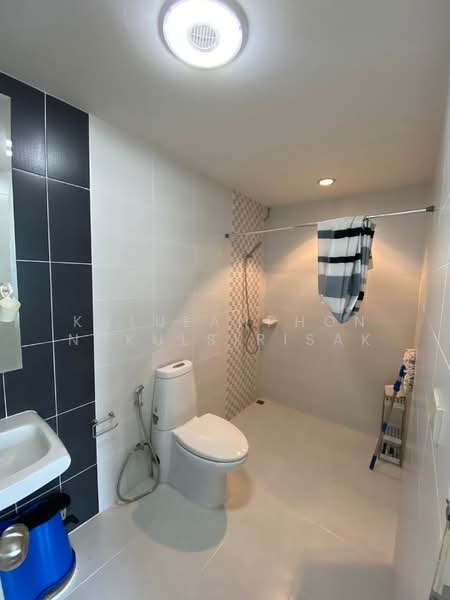 The Exclusive Pattanakarn 44, Bangkok, Soi Phatthanakan 44, Phatthanakan Road, Suan Luang, Bangkok, 2 Bedrooms, 160 sqm, Townhouse For Rent, by Khlueanphon Nukulsirisak, 500326343 - DDproperty.com