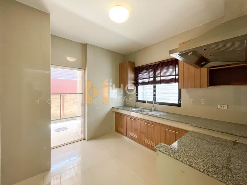 Setthasiri Watcharapol, Bangkok, Sukhaphiban 5 Road, O-Ngoen, Sai Mai, Bangkok, 3 Bedrooms, 203 sqm, Single Detached House For Sale, by HOME Real Estate Service, 500326346 - DDproperty.com