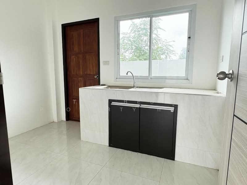 บ้านเดี่ยวแปลงยาว ฉะเชิงเทรา, ฉะเชิงเทรา, แปลงยาว, ฉะเชิงเทรา, 100 ตร.ม., บ้านเดี่ยว ขาย, โดย The Best Property กีต้าร์, 500326351 - DDproperty.com