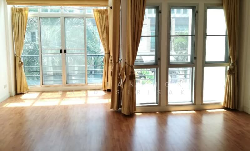 undefined, Bangkok, Ram Inthra, Khan Na Yao, Bangkok, 3 Bedrooms, 200 sqm, Townhouse For Rent, by Khlueanphon Nukulsirisak, 500326356 - DDproperty.com