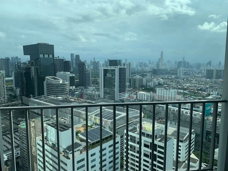 Belle Grand Rama 9, Bangkok, 131 Rama 9 Road, Huai Khwang, Bangkok, 3 Bedrooms, 102 sqm, Condo For Rent, by Kanyapuk Tinanop, 500326399 - DDproperty.com