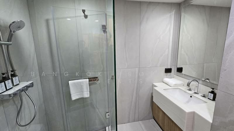 GM Height, Bangkok, Soi Sukhummvit 22, Khong Tan, Khlong Toei, Bangkok, 3 Bedrooms, 215 sqm, Condo For Rent, by BANGKOK PROPERTY AGENTS, 500326421 - DDproperty.com