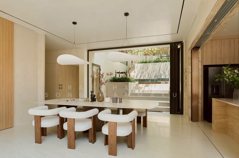 undefined, Bangkok, Lat Phrao, Bangkok, 4 Bedrooms, 810 sqm, Villa For Sale, by Ratchanon Songthammakul, 500326435 - DDproperty.com