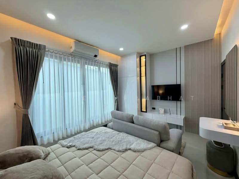 The Urban Attitude Pattaya, Chon Buri (Pattaya), หมู่ 9 ซอยเฉลิมพระเกียรติ 18 ตำบลหนองปรือ บางละมุง ชลบุรี, Nong Pru, Bang Lamung (Pattaya), Chon Buri (Pattaya), 3 Bedrooms, 210 sqm, Condo For Sale, by Praveen Peter, 500326436 - DDproperty.com