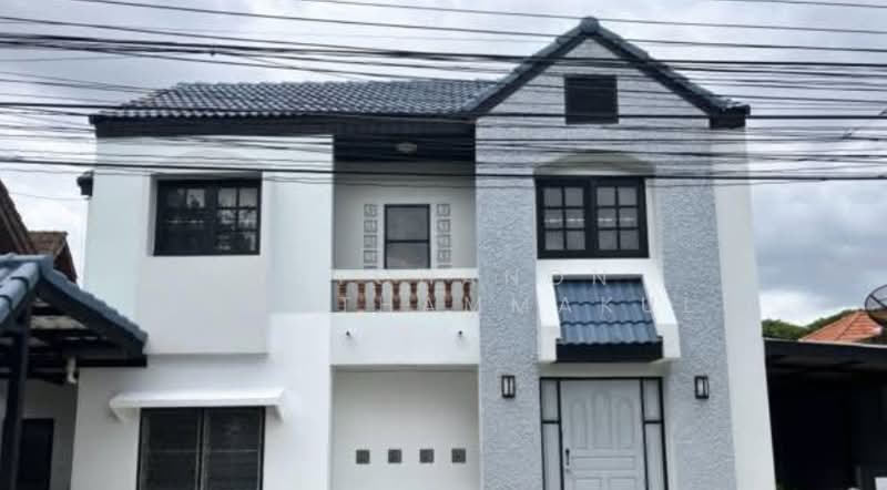 4-BR House, Bangkok, Saphan Sung, Bangkok, 4 Bedrooms, 240 sqm, Single Detached House For Sale, by Ratchanon Songthammakul, 500326442 - DDproperty.com