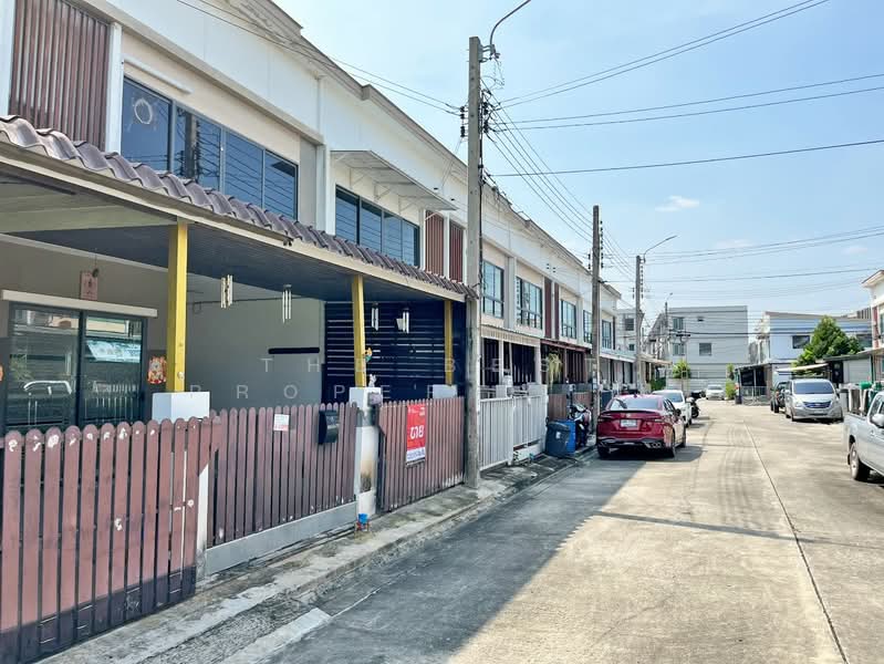 Baan Pruksa 84/2 Phetkasem 63 : บ้านพฤกษา 84/2 เพชรเกษม 63, กรุงเทพ, ซอยหมู่บ้านบ้านพฤกษา 84 เพชรเกษม 63-วงแหวนฯ เขตบางแค กุรงเทพมหานคร, บางแค, กรุงเทพ, 100 ตร.ม., ทาวน์เฮ้าส์ ขาย, โดย The Best Property พิ้ง, 500326449 - DDproperty.com