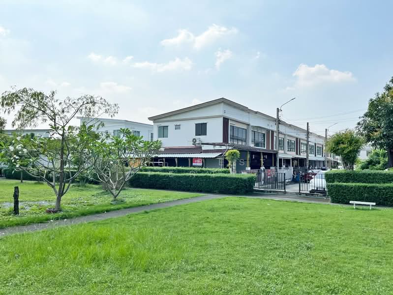 Baan Pruksa 84/2 Phetkasem 63, Bangkok, Soi Mooban Baan Pruksa 84, Phetkasem 63-Wongwaen, Bang Khae District, Bangkok, Bang Khae, Bangkok, 3 Bedrooms, 100 sqm, Townhouse For Sale, by The Best Property พิ้ง, 500326449 - DDproperty.com