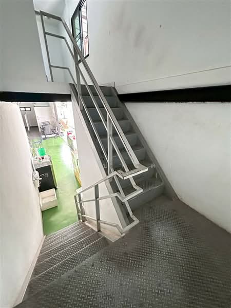 โกดัง + ออฟฟิศ 1 ชั้น 200 ตร.ว. โกดัง + ออฟฟิศ ซอยประเสริฐมนูกิจ29 แยก6, Bangkok, ถนนรามอินทรา, Chorake Bua, Lat Phrao, Bangkok, , 800 sqm, Warehouse/Factory For Sale, by คุณ ปารดา พลอยแดง (ก้อย), 500326481 - DDproperty.com