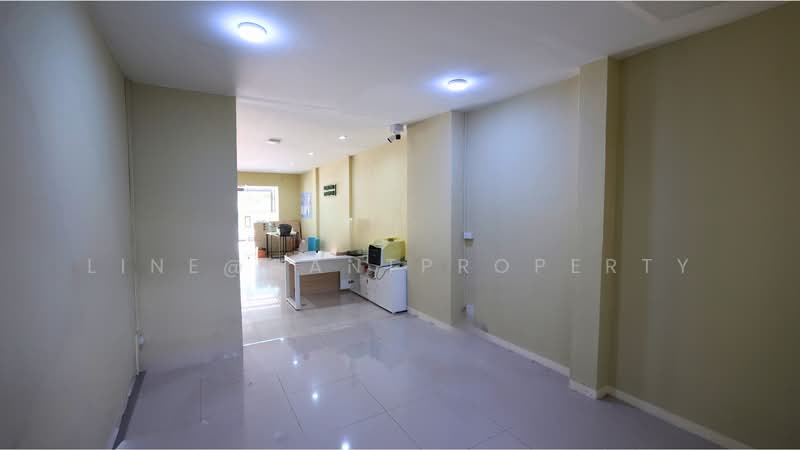 บิซทาวน์ ศรีนครินทร์ 46/1, กรุงเทพ, ศรีนครินทร์, หนองบอน, ประเวศ, กรุงเทพ, 300 ตร.ม., ทาวน์เฮ้าส์ ขาย, โดย Line@GantProperty, 500326491 - DDproperty.com