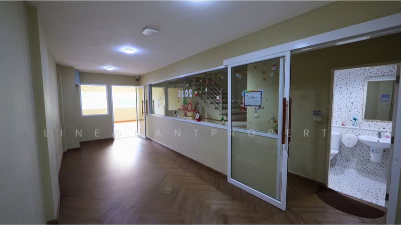 บิซทาวน์ ศรีนครินทร์ 46/1, กรุงเทพ, ศรีนครินทร์, หนองบอน, ประเวศ, กรุงเทพ, 300 ตร.ม., ทาวน์เฮ้าส์ ขาย, โดย Line@GantProperty, 500326491 - DDproperty.com