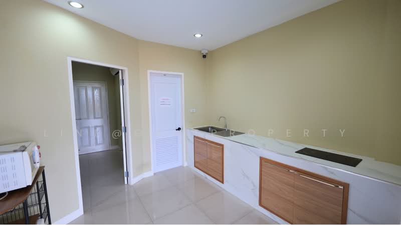BizTown Srinakarin 46/1, Bangkok, ศรีนครินทร์, Nong Bon, Prawet, Bangkok, 1 Bedroom, 300 sqm, Townhouse For Sale, by Line@GantProperty, 500326491 - DDproperty.com