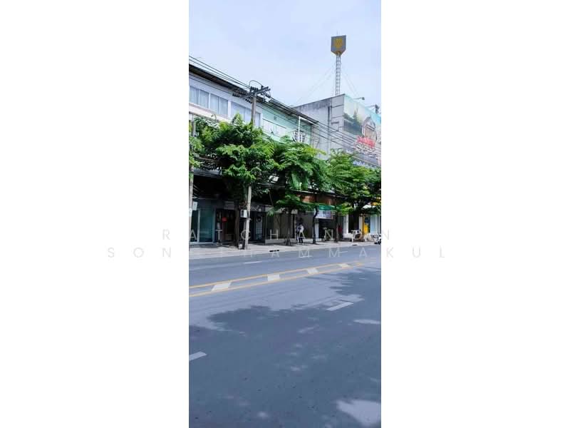3-BR Townhouse, Bangkok, Tha Kham, Bang Khun Thian, Bangkok, 3 Bedrooms, 263 sqm, Townhouse For Rent, by Ratchanon Songthammakul, 500326496 - DDproperty.com