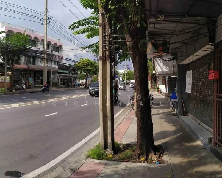 3-BR Townhouse, Bangkok, Tha Kham, Bang Khun Thian, Bangkok, 3 Bedrooms, 263 sqm, Townhouse For Rent, by Ratchanon Songthammakul, 500326496 - DDproperty.com