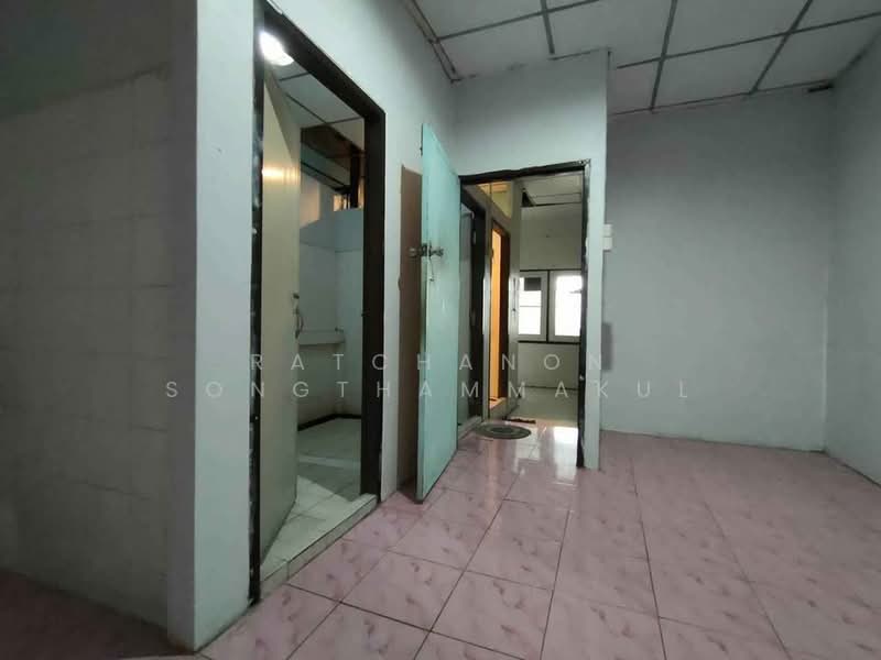 3-BR Townhouse, Bangkok, Tha Kham, Bang Khun Thian, Bangkok, 3 Bedrooms, 263 sqm, Townhouse For Rent, by Ratchanon Songthammakul, 500326496 - DDproperty.com