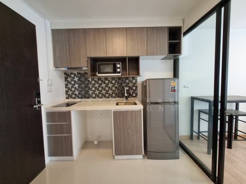 Chateau In Town Pinklao-Siriraj, Bangkok, Bang Yi Khan, Bang Phlat, Bangkok, 1 Bedroom, 29 sqm, Condo For Rent, by Praewpakar Soontawong, 500326556 - DDproperty.com