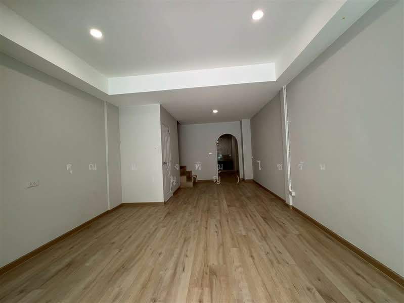 Moobaan Sena Villa 84, Bangkok, Khlong Chan, Bang Kapi, Bangkok, 2 Bedrooms, 100 sqm, Townhouse For Sale, by คุณ แป้งพิม ไซรัน (มุกญ์), 500326557 - DDproperty.com