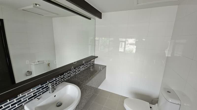 Niti Court, Bangkok, Nang Linchi 4 Alley, Thung Maha Mek, Sathon, Bangkok, 5 Bedrooms, 280 sqm, Condo For Rent, by BANGKOK PROPERTY AGENTS, 500326558 - DDproperty.com