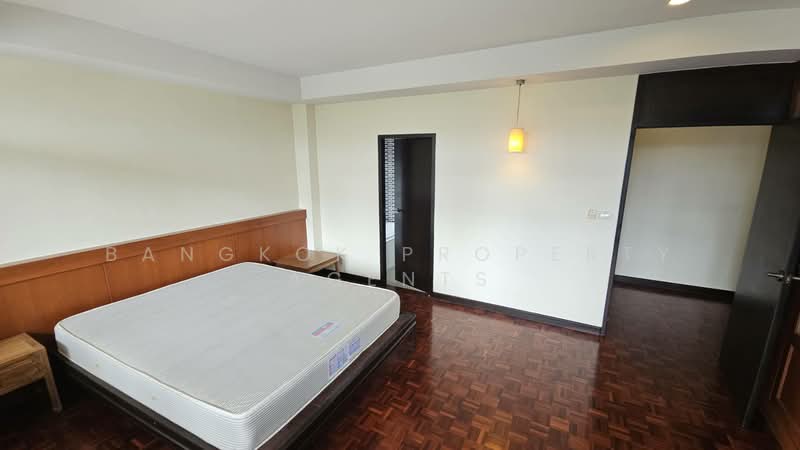 Niti Court, Bangkok, Nang Linchi 4 Alley, Thung Maha Mek, Sathon, Bangkok, 5 Bedrooms, 280 sqm, Condo For Rent, by BANGKOK PROPERTY AGENTS, 500326558 - DDproperty.com