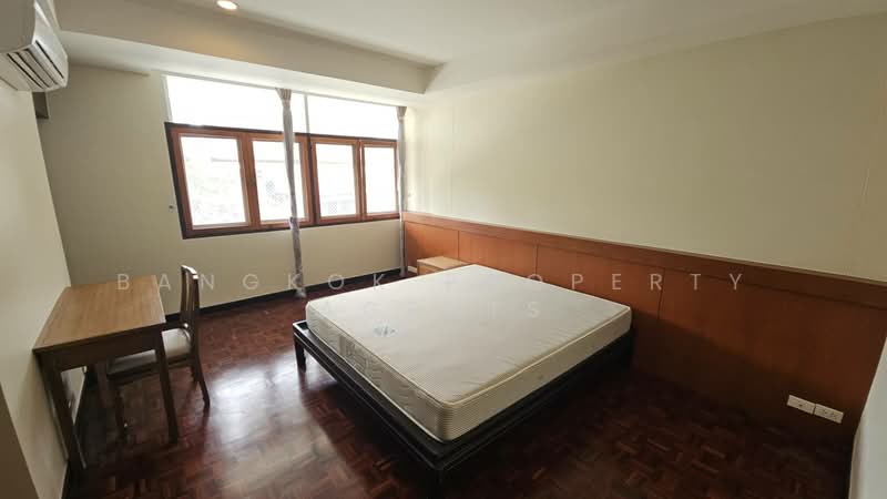 Niti Court, Bangkok, Nang Linchi 4 Alley, Thung Maha Mek, Sathon, Bangkok, 5 Bedrooms, 280 sqm, Condo For Rent, by BANGKOK PROPERTY AGENTS, 500326558 - DDproperty.com