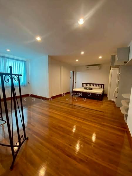 บ้าน 4-ห้องนอน, กรุงเทพ, พลับพลา, วังทองหลาง, กรุงเทพ, 290 ตร.ม., บ้านเดี่ยว ให้เช่า, โดย Ratchanon Songthammakul, 500326570 - DDproperty.com