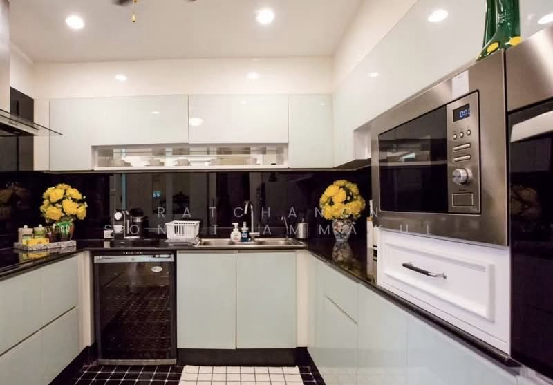 The Crystal Condo : เดอะ คริสตัล คอนโด, นนทบุรี, ซอย เรวดี 2, ตลาดขวัญ, เมืองนนทบุรี, นนทบุรี, 280 ตร.ม., ทาวน์เฮ้าส์ ให้เช่า, โดย Ratchanon Songthammakul, 500326583 - DDproperty.com