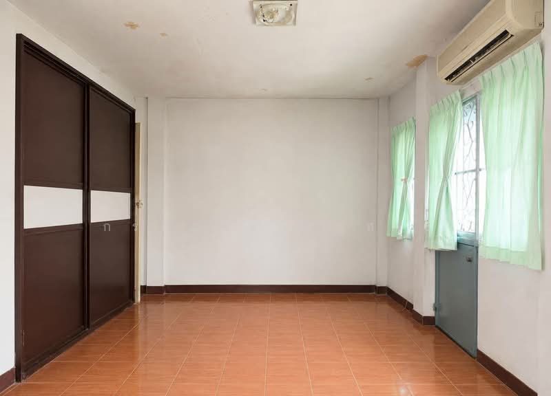 Rom Sai Village : หมู่บ้านร่มไทร, Bangkok, Bang Bon, Bangkok, 4 Bedrooms, 180 sqm, Townhouse For Sale, by กรกฤตย์ บุญสระ, 500326592 - DDproperty.com