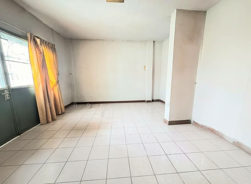 Rom Sai Village : หมู่บ้านร่มไทร, Bangkok, Bang Bon, Bangkok, 4 Bedrooms, 180 sqm, Townhouse For Sale, by กรกฤตย์ บุญสระ, 500326592 - DDproperty.com