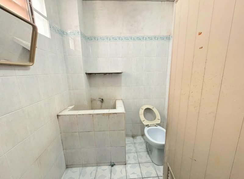 Rom Sai Village : หมู่บ้านร่มไทร, Bangkok, Bang Bon, Bangkok, 4 Bedrooms, 180 sqm, Townhouse For Sale, by กรกฤตย์ บุญสระ, 500326592 - DDproperty.com