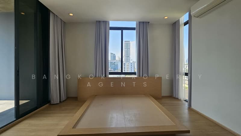Vana Residence Sukhumvit 26, Bangkok, 38 Soi Attrakravee1, Sukhumvit 26 Road, Khong Tan, Khlong Toei, Bangkok, 4 Bedrooms, 380 sqm, Condo For Rent, by BANGKOK PROPERTY AGENTS, 500326626 - DDproperty.com
