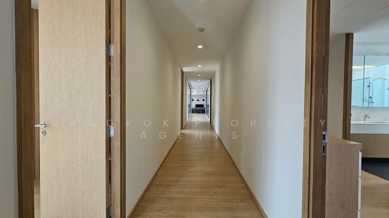 Vana Residence Sukhumvit 26, Bangkok, 38 Soi Attrakravee1, Sukhumvit 26 Road, Khong Tan, Khlong Toei, Bangkok, 4 Bedrooms, 380 sqm, Condo For Rent, by BANGKOK PROPERTY AGENTS, 500326626 - DDproperty.com