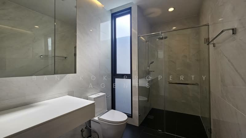 Vana Residence Sukhumvit 26, Bangkok, 38 Soi Attrakravee1, Sukhumvit 26 Road, Khong Tan, Khlong Toei, Bangkok, 4 Bedrooms, 380 sqm, Condo For Rent, by BANGKOK PROPERTY AGENTS, 500326626 - DDproperty.com