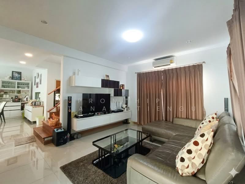 House of the Canary, Chon Buri (Pattaya), 3241 Road, Surasak, Si Racha, Chon Buri (Pattaya), 3 Bedrooms, 172 sqm, Single Detached House For Rent, by Pronthip Wattanasatiengul, 500326627 - DDproperty.com
