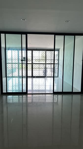 Milano Town Sriracha, Chon Buri (Pattaya), Surasak, Si Racha, Chon Buri (Pattaya), , 90 sqm, Shophouse For Sale, by HOME Real Estate Service, 500326641 - DDproperty.com