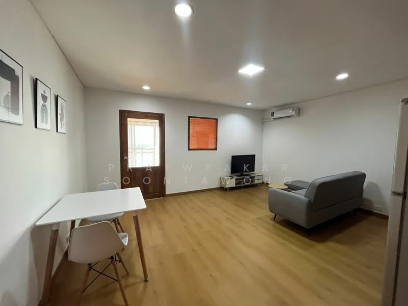 Bangna Complex, Bangkok, Bang Na, Bangkok, 1 Bedroom, 60 sqm, Condo For Rent, by Praewpakar Soontawong, 500326645 - DDproperty.com