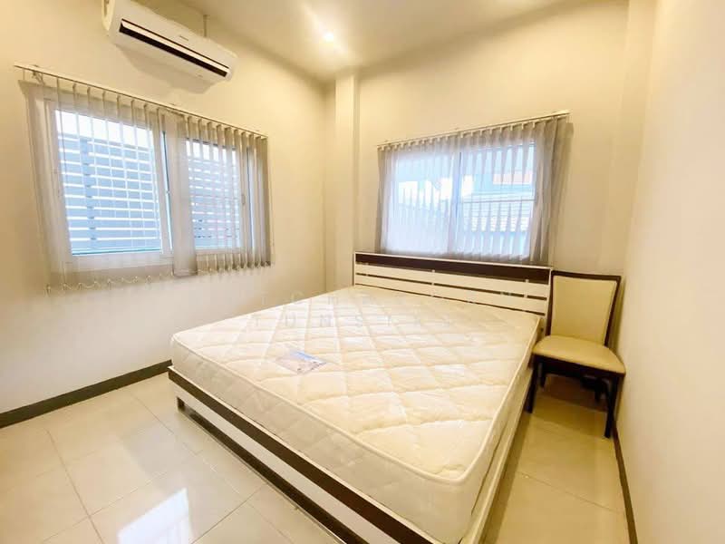 Pool Villa ให้เช่า ใกล้บิ๊กซีแม่เหียะ เพียง 10 นาที ค่าเช่า 26,000 บาท / เดือน รหัสทรัพย์ : No.9P003, เชียงใหม่, สันผักหวาน, หางดง, เชียงใหม่, 150 ตร.ม., บ้านเดี่ยว ให้เช่า, โดย Rutchaporn Tunsiri, 500326666 - DDproperty.com