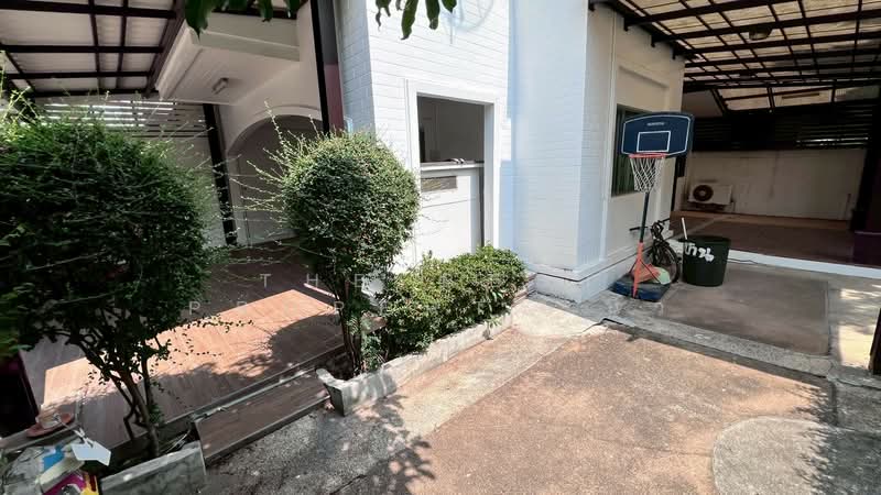 The Connect 2 Bangna KM.10-Suvarnabhumi, Samut Prakan, Bang Na-Trat Road, Bangphli Yai, Bang Plee, Samut Prakan, 3 Bedrooms, 117 sqm, Townhouse For Sale, by The Best Property นิว, 500326674 - DDproperty.com
