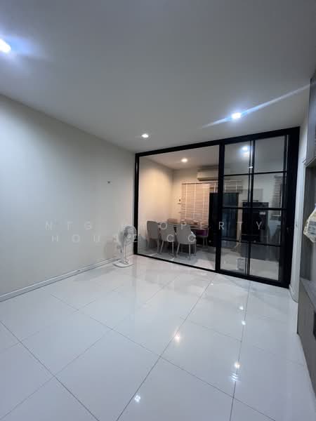 Eigen Premium Townhome Pattanakarn, Bangkok, Soi 99 , Phatthanakan Rd, Prawet, Bangkok, 3 Bedrooms, 168 sqm, Townhouse For Rent, by NTG Property House Co.,Ltd., 500326701 - DDproperty.com
