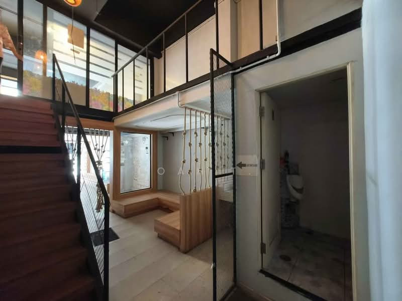อาคารให้เช่า ถ.พระอาทิตย์ ข้าวสาร พระนคร : Building for rent, Phra Athit Road, Khao San Road, Phra N, กรุงเทพ, ชนะสงคราม, พระนคร, กรุงเทพ, 108 ตร.ม., ตึกแถว-อาคารพาณิชย์ ให้เช่า, โดย TOAH T., 500326703 - DDproperty.com