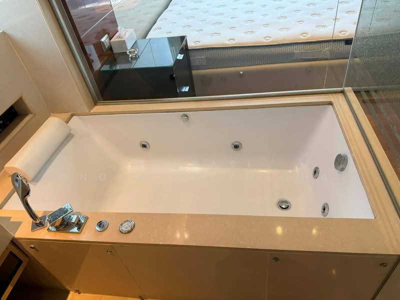 The Address Sukhumvit 28, Bangkok, 1 Soi Sukhumvit 28, Khong Tan, Khlong Toei, Bangkok, 2 Bedrooms, 66 sqm, Condo For Rent, by Pensasi Ongphichetmetha, 500326808 - DDproperty.com