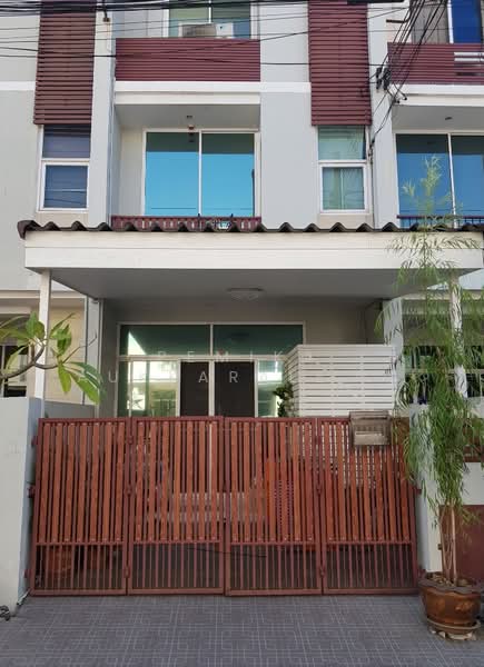 Thanapat Haus Sathorn - Narathiwas : ธนาพัฒน์ เฮ้าส์ สาทร - นราธิวาสฯ, กรุงเทพ, ซอยชื่นจิตร ถนนนนทรี, ช่องนนทรี, ยานนาวา, กรุงเทพ, 200 ตร.ม., ทาวน์เฮ้าส์ ขาย, โดย Pemika Aukkaraleekul, 500326809 - DDproperty.com